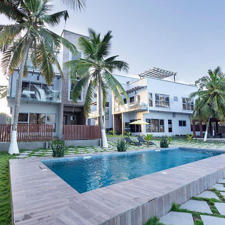 Serenity Residences & Spa - Kokrobite Beach Экстерьер фото