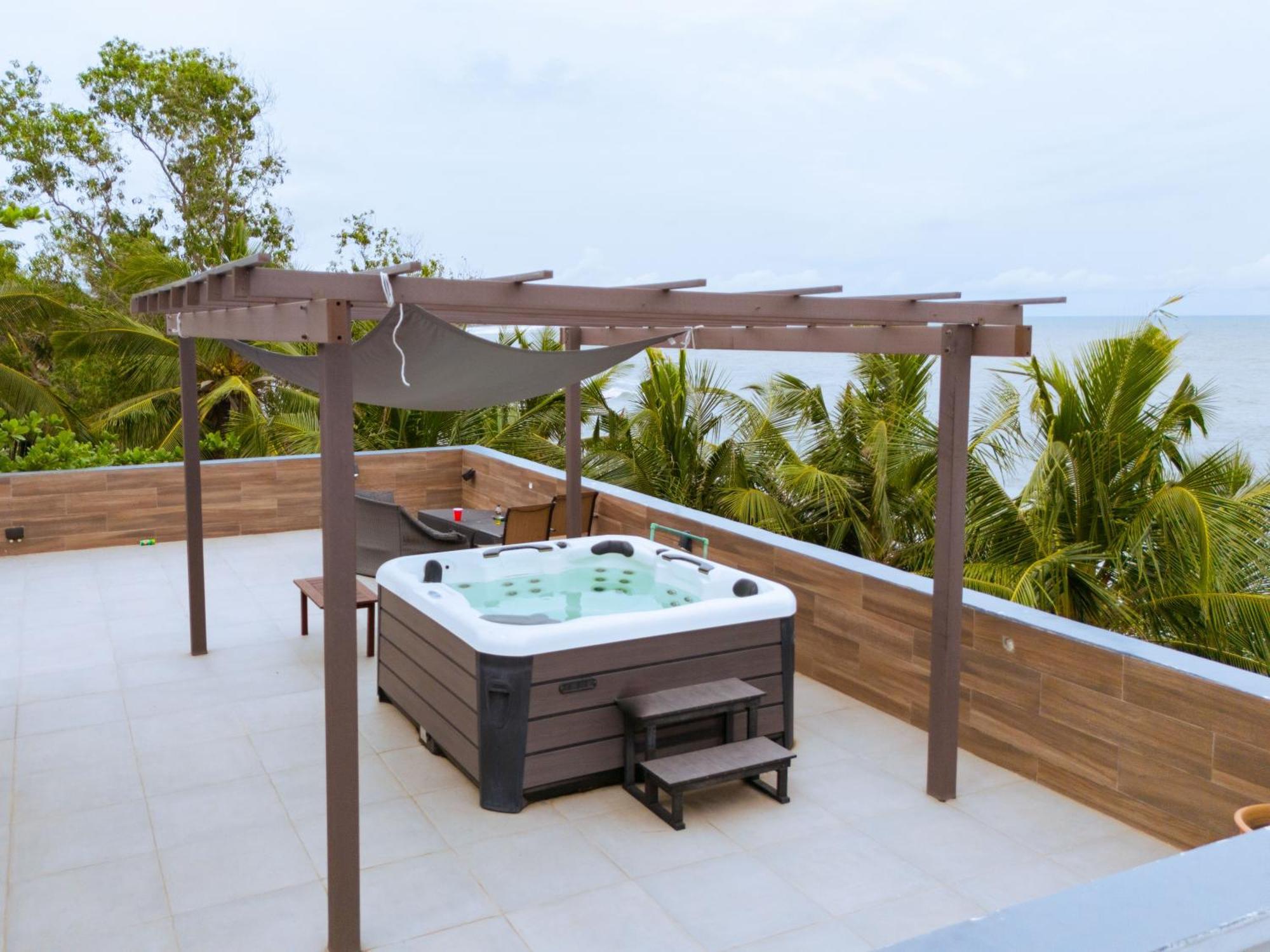 Serenity Residences & Spa - Kokrobite Beach Экстерьер фото
